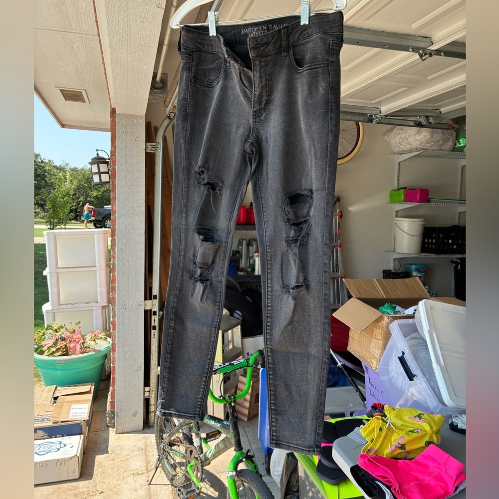 American Eagle Outfitters Black Distressed Jeggings